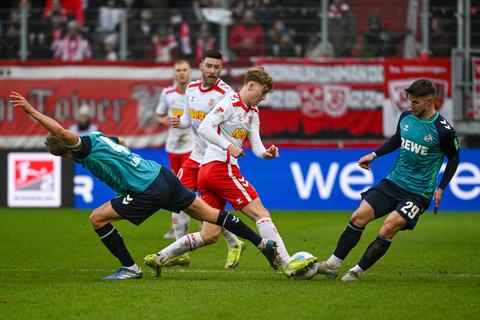 Regensburg K Mpft Um Jeden Punkt Das Erwartet Darmstadt